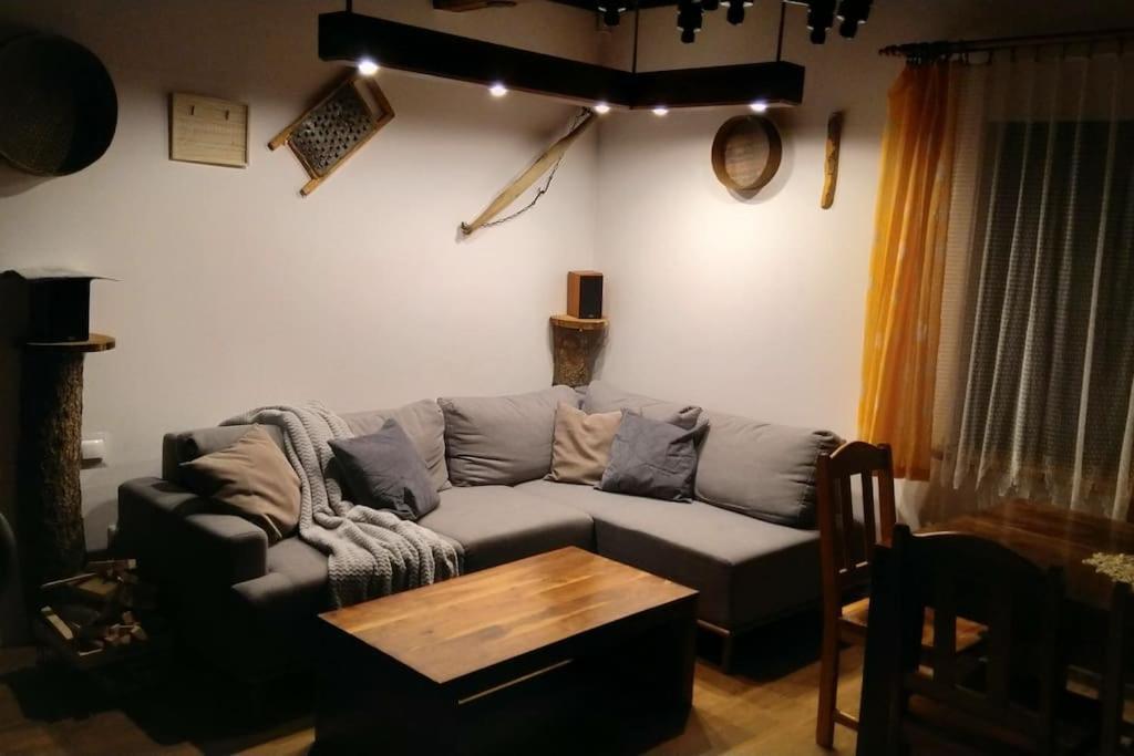 Swiety Spokoj Palesnica エクステリア 写真